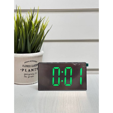 Электронные настольные часы DS-3699