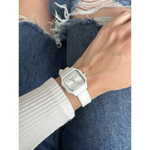 Женские часы Casio K-977