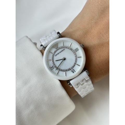 Женские часы Emporio Armani C-28